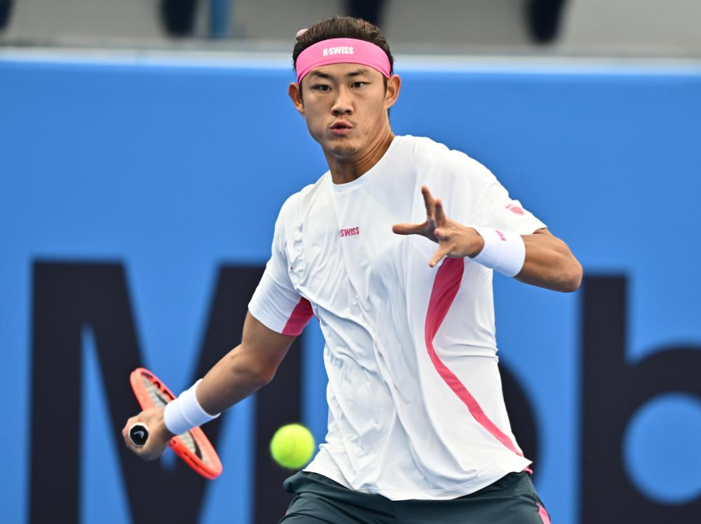 穆里尼奥：比赛中会高度关注格里马尔多；德迪奇已经准备好上场