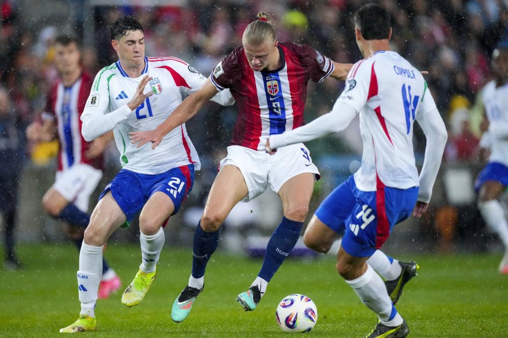 罗伯逊：萨拉赫是队史最佳之一，希望能继续与他并肩作战