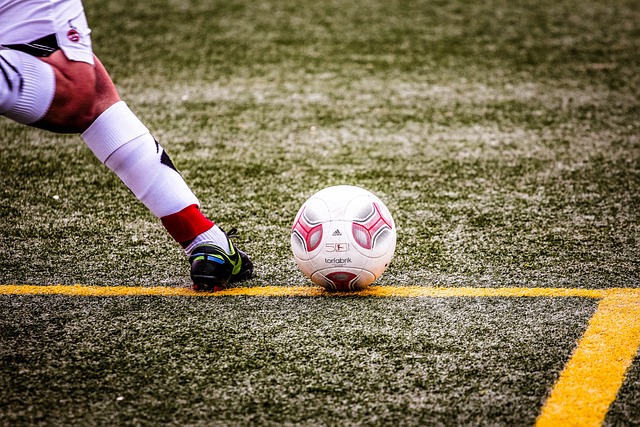 用高超的球 用高超的球